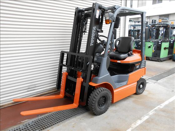 1.5t バッテリー車（座席式）