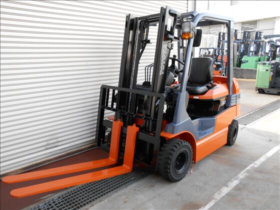 2.5t バッテリー車（座席式） | 中古車検索 | 中古車のご案内