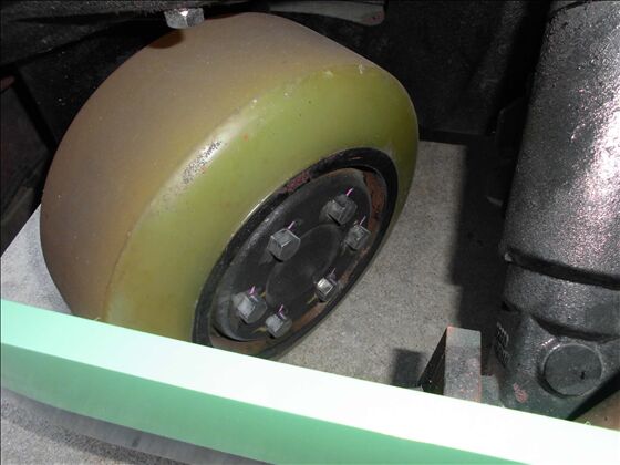 1.5t バッテリー車（立席式）