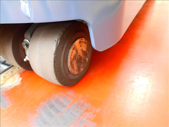 1.5t バッテリー車（立席式）