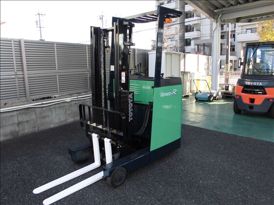 1.3t バッテリー車（立席式）