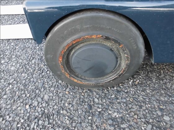 1.3t バッテリー車（立席式）