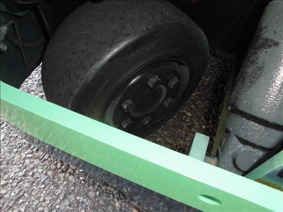 1.3t バッテリー車（立席式）