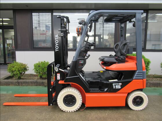 1.5t バッテリー車(座席式)