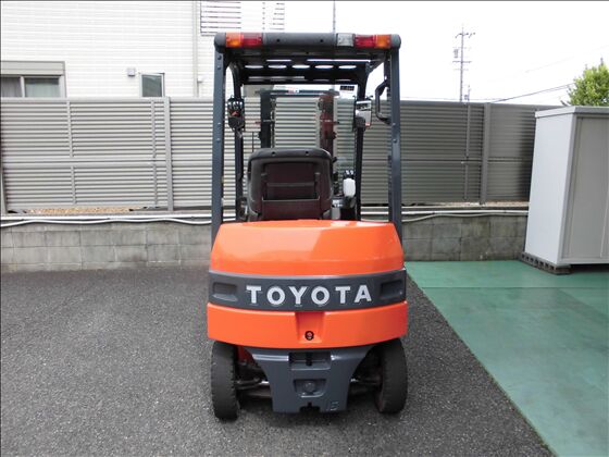 1.5t バッテリー車（座席式）