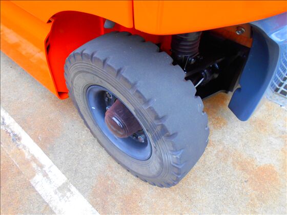 1.5t バッテリー車（座席式）
