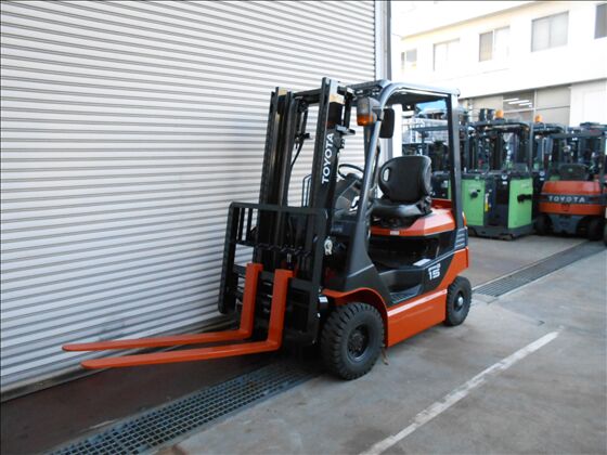1.5t バッテリー車（座席式）
