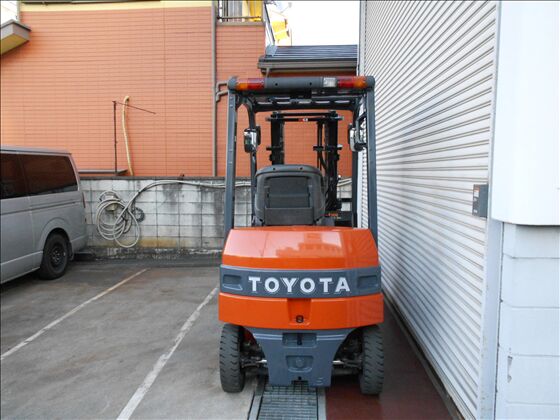 1.5t バッテリー車（座席式）