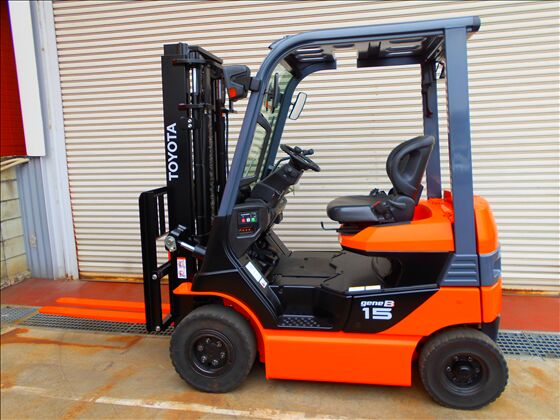 1.5t バッテリー車（座席式）