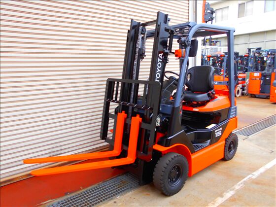 1.5t バッテリー車（座席式）