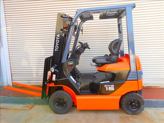 1.5t バッテリー車（座席式）