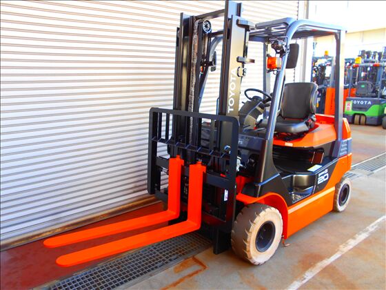 2.0t バッテリー車（座席式）