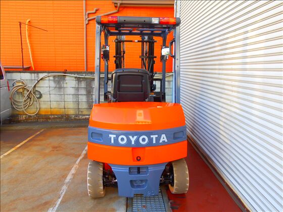 2.0t バッテリー車（座席式）