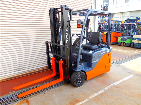 1.5t バッテリー車（三輪タイプ）