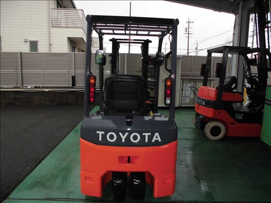 1.5t バッテリー車（三輪タイプ）