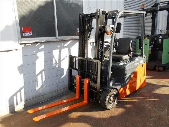 1.5t バッテリー車（三輪タイプ）
