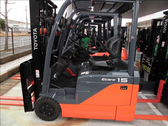 1.5t バッテリー車（三輪タイプ）