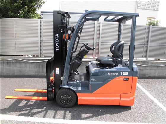 1.5t バッテリー車(三輪タイプ)