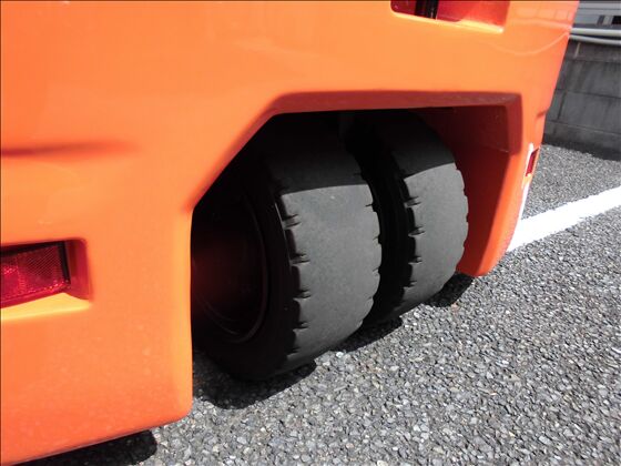 1.5t バッテリー車（三輪タイプ）