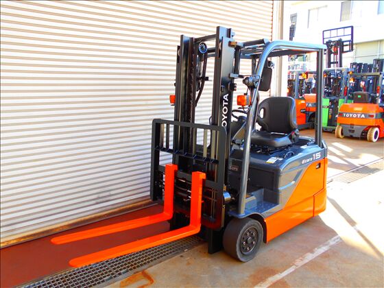 1.5t バッテリー車（三輪タイプ）