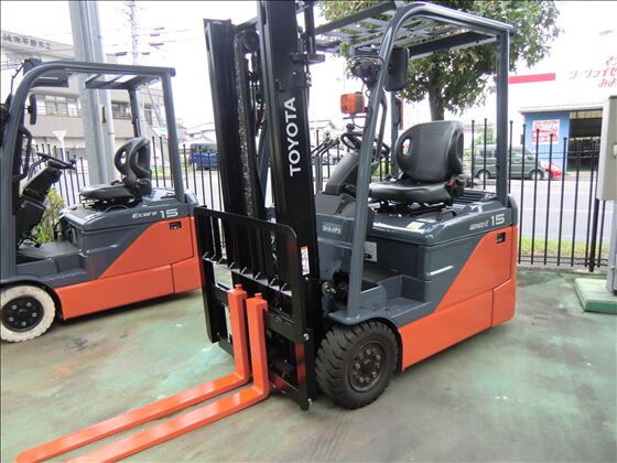 1.5t バッテリー車（三輪タイプ）