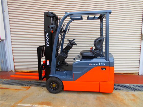 1.5t バッテリー車（三輪タイプ）