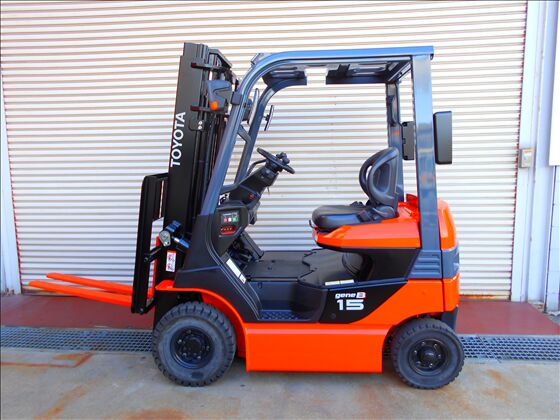 1.5t バッテリー車（座席式）