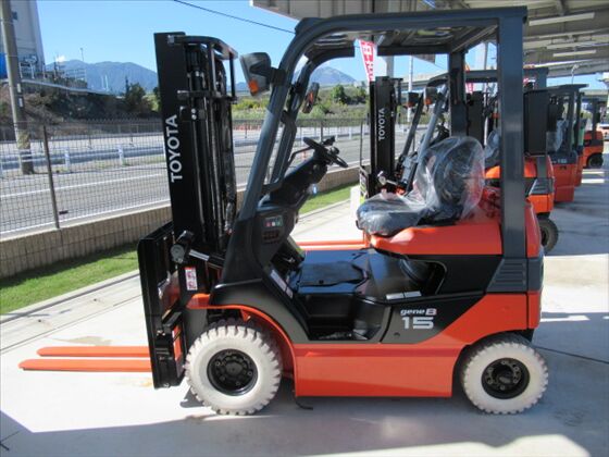 1.5t バッテリー車（座席式）