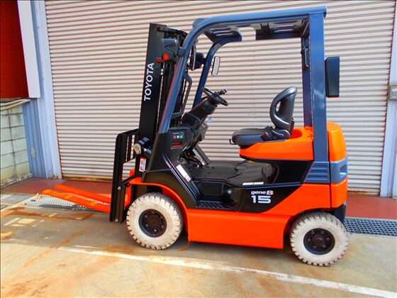 1.5t バッテリー車（座席式）