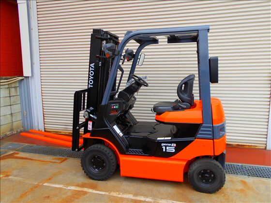1.5t バッテリー車（座席式）