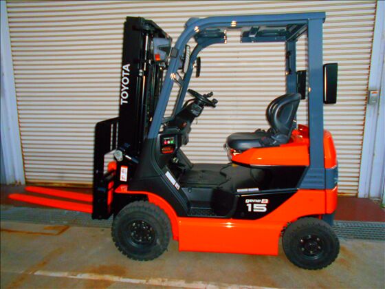 1.5t バッテリー車（座席式）