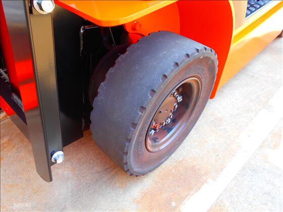 1.5t バッテリー車（座席式）