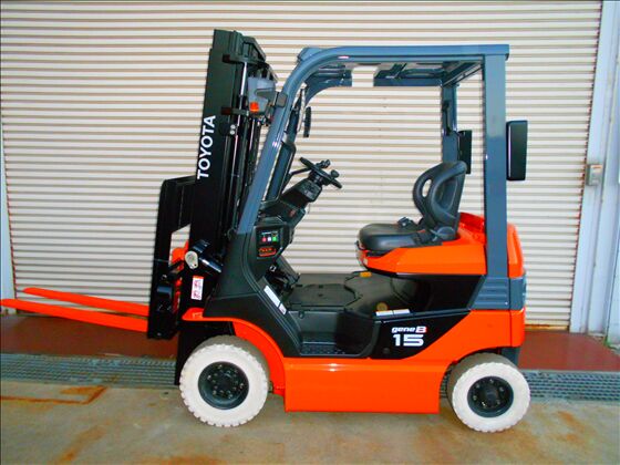 1.5t バッテリー車（座席式）