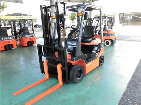 1.5t バッテリー車（座席式）