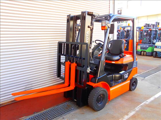 1.5t バッテリー車（座席式）