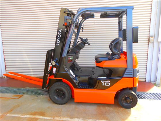 1.0t バッテリー車（座席式）