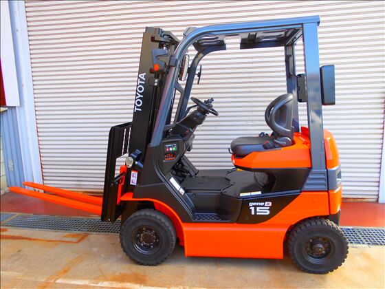 1.5t バッテリー車（座席式）