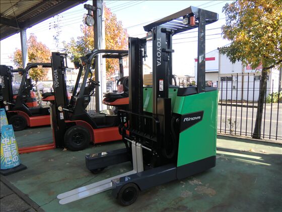 1.5t バッテリー車（立席式）