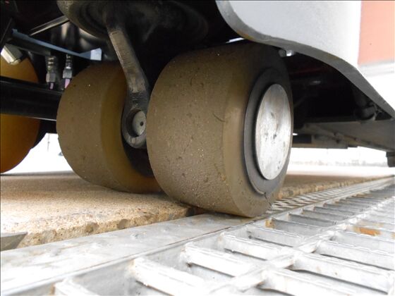 1.5t バッテリー車（立席式）