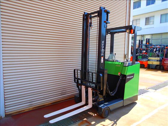 1.5t バッテリー車（立席式）