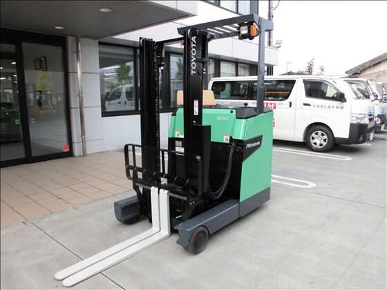 1.5t バッテリー車（立席式）