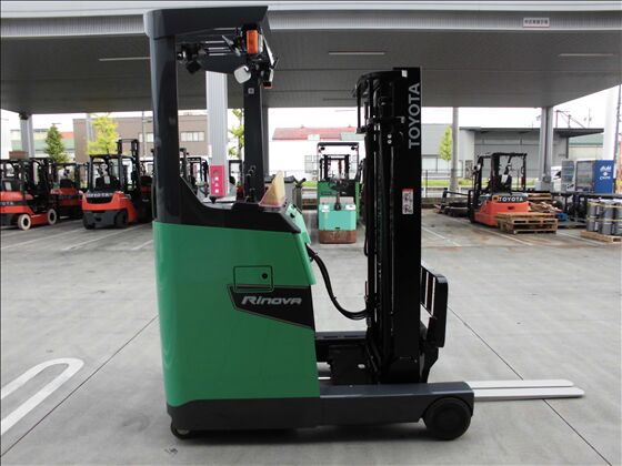 1.5t バッテリー車（立席式）