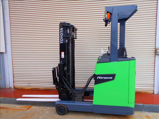 1.5t バッテリー車（立席式）