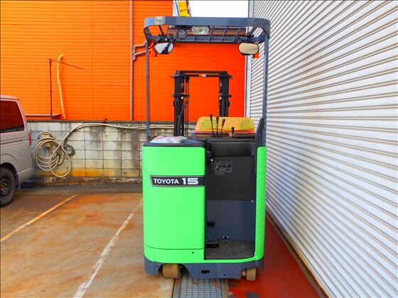 1.5t バッテリー車（立席式）