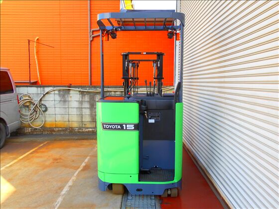 1.5t バッテリー車（立席式）