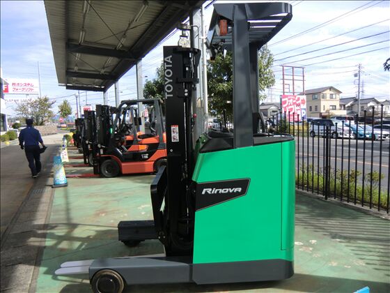 1.5t バッテリー車(立席式)