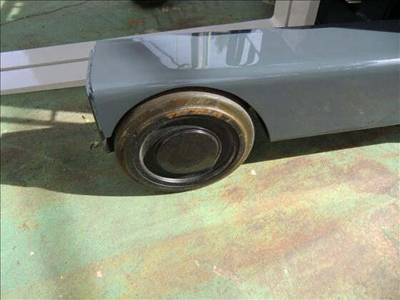 1.5t バッテリー車(立席式)