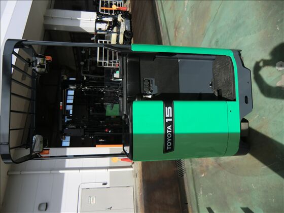 1.5t バッテリー車(立席式)