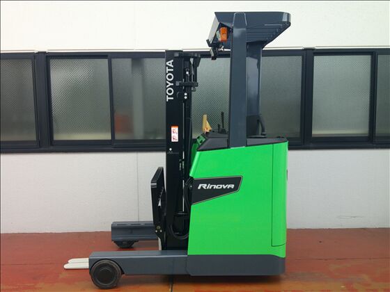 1.5t バッテリー車（立席式）