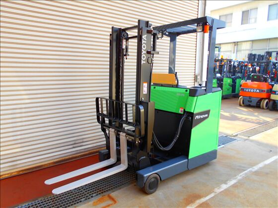 1.5t バッテリー車（立席式）